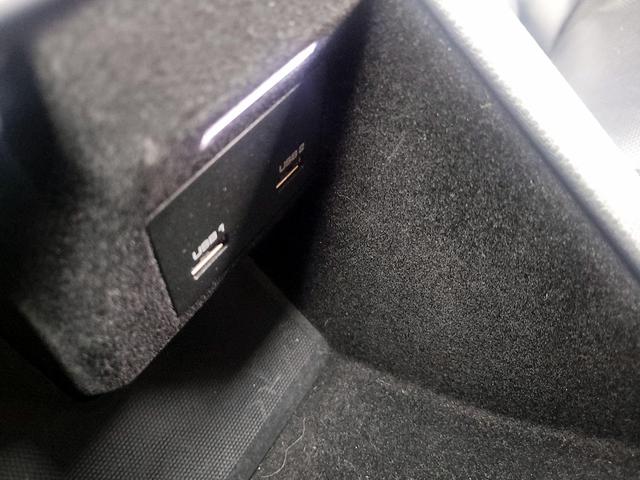 Photo of 2019 Gray Porsche Cayenne