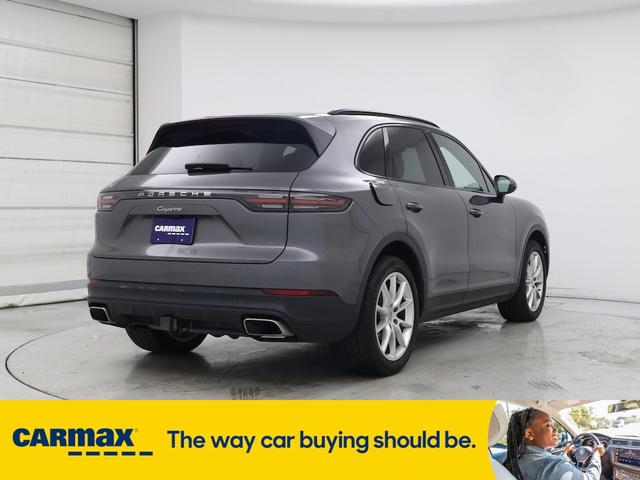 Photo of 2019 Gray Porsche Cayenne