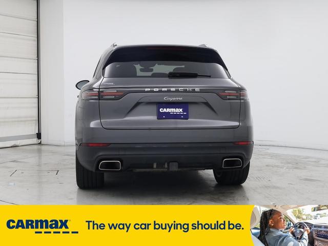 Photo of 2019 Gray Porsche Cayenne