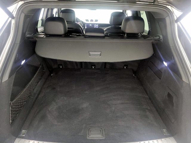 Photo of 2019 Gray Porsche Cayenne