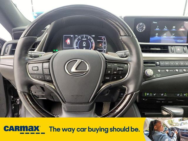 Photo of 2021 Gray Lexus ES 350