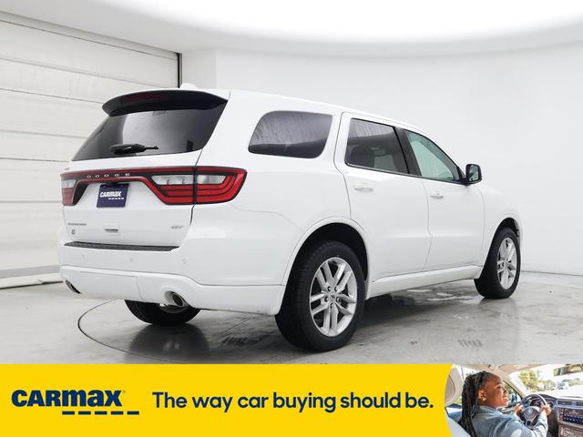 Photo of 2022 White Dodge Durango