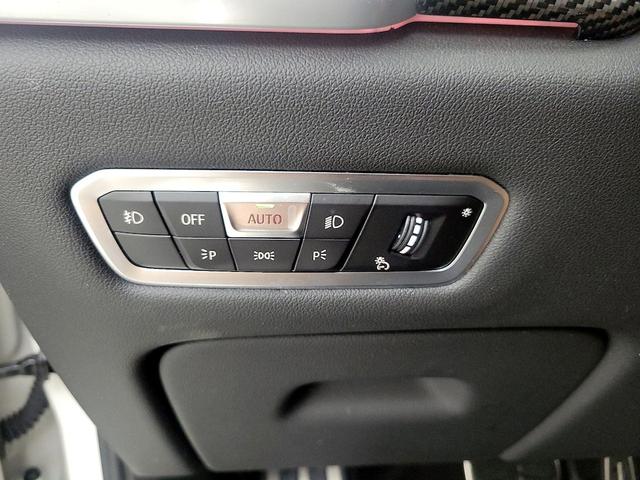 Photo of 2021 White BMW X6