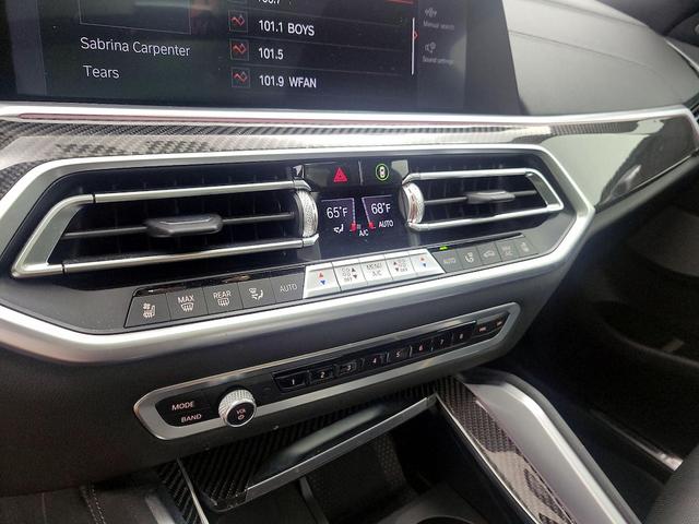 Photo of 2021 White BMW X6
