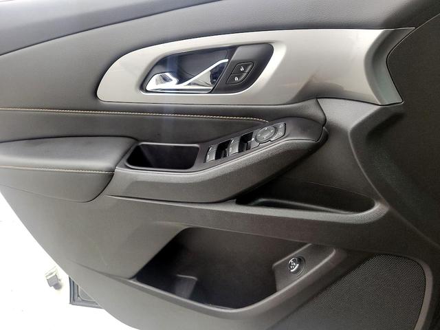 Photo of 2019 Black Chevrolet Traverse