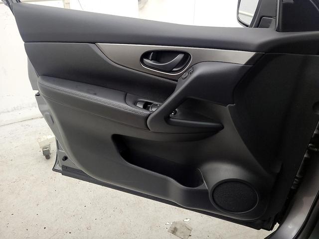 Photo of 2021 Gray Nissan Rogue Sport