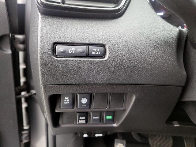 Photo of 2021 Gray Nissan Rogue Sport