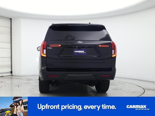 Photo of 2025 Black Ford Expedition