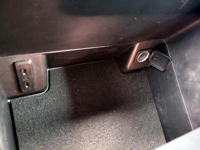 Photo of 2025 Black Ford Expedition