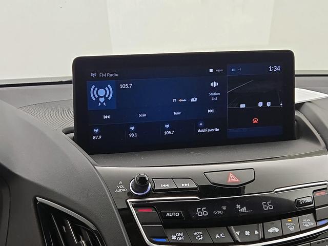 Photo of 2021 Silver Acura RDX