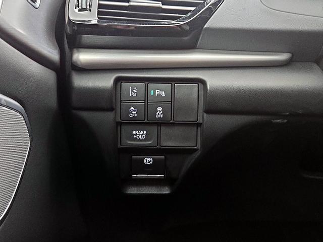 Photo of 2021 Silver Acura RDX