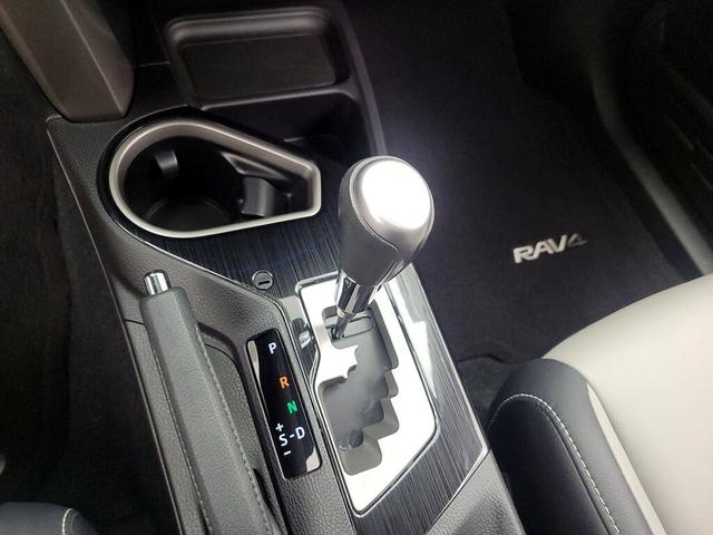 Photo of 2017 Gray Toyota RAV4
