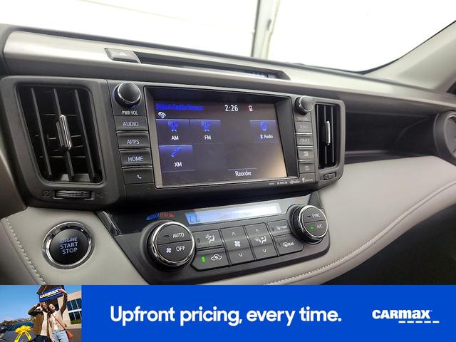 Photo of 2017 Gray Toyota RAV4