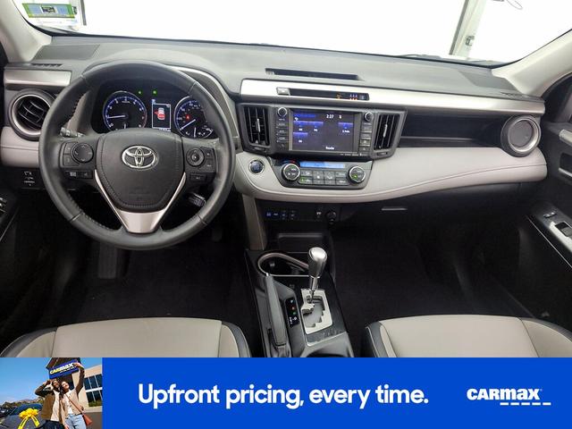 Photo of 2017 Gray Toyota RAV4