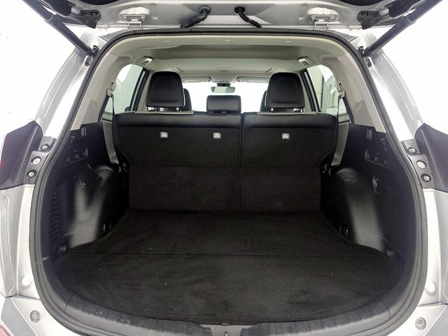 Photo of 2017 Gray Toyota RAV4