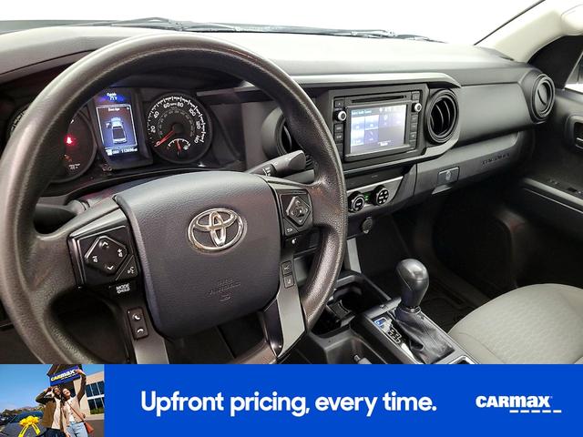 Photo of 2018 White Toyota Tacoma