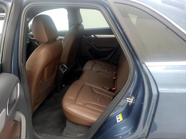 Photo of 2016 Blue Audi Q3