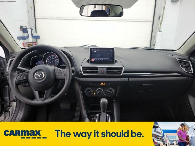 Photo of 2015 Silver Mazda Mazda3