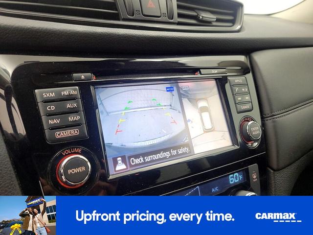 Photo of 2017 Black Nissan Rogue