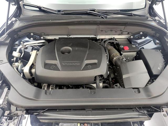 Photo of 2019 Blue Volvo XC60