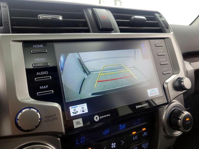 Photo of 2022 White Toyota 4Runner