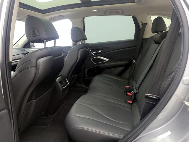 Photo of 2020 Silver Acura RDX