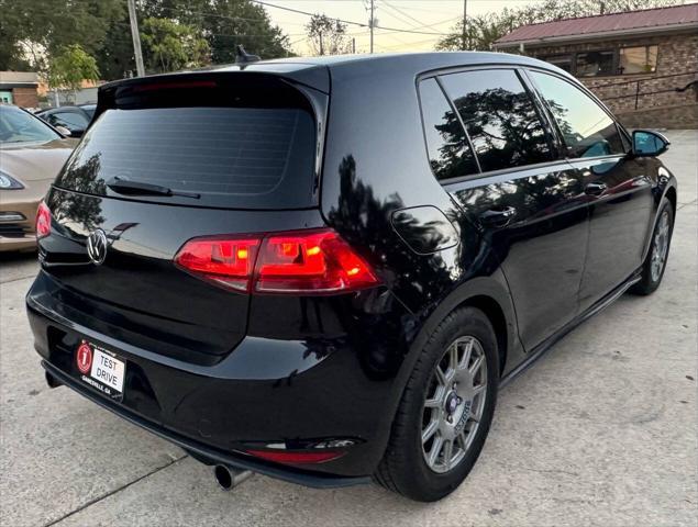 Photo of 2016 Deep Black Pearl Volkswagen Golf GTI