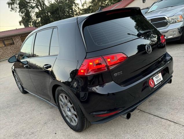 Photo of 2016 Deep Black Pearl Volkswagen Golf GTI