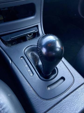 Photo of 2002 Black Clearcoat Chrysler 300M