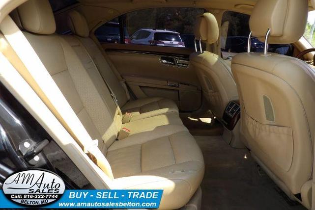 Photo of 2010 Majestic Black Metallic Mercedes-Benz S-Class