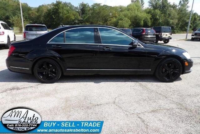 Photo of 2010 Majestic Black Metallic Mercedes-Benz S-Class