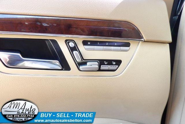 Photo of 2010 Majestic Black Metallic Mercedes-Benz S-Class
