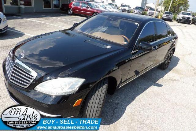 Photo of 2010 Majestic Black Metallic Mercedes-Benz S-Class