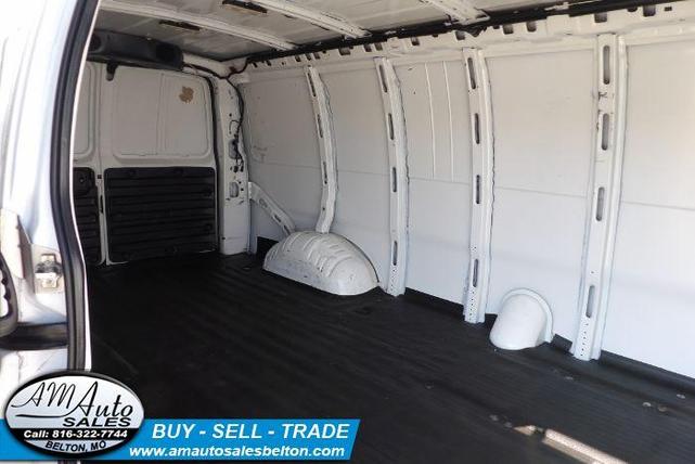 Photo of 2021 Summit White Chevrolet Express 3500