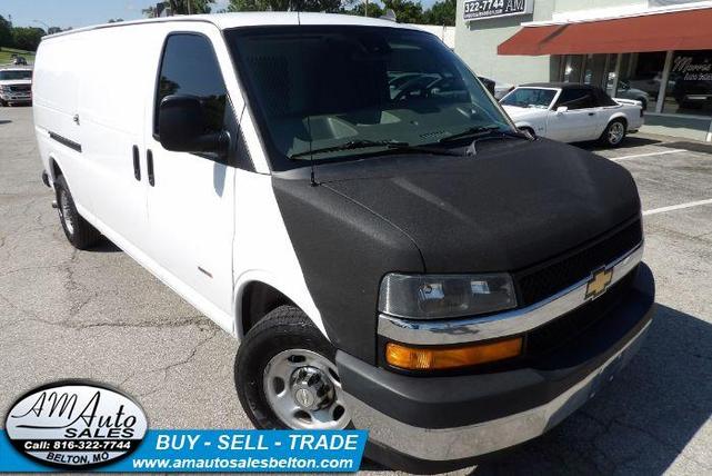 Photo of 2021 Summit White Chevrolet Express 3500