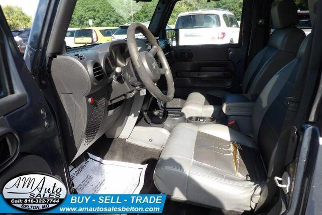 Photo of 2008 Steel Blue Metallic Jeep Wrangler