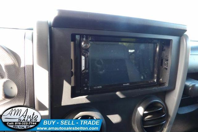 Photo of 2008 Steel Blue Metallic Jeep Wrangler