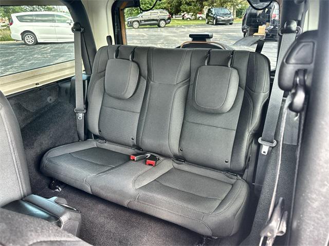 Photo of 2021 Granite Crystal Metallic Clearcoat Jeep Wrangler