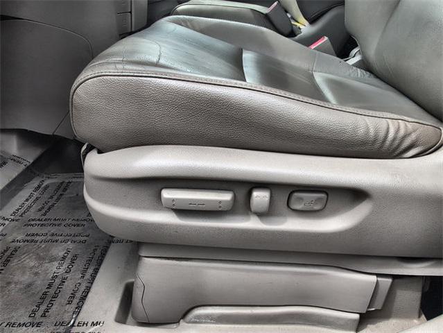 Photo of 2012 Dark Cherry Pearl II Honda Odyssey