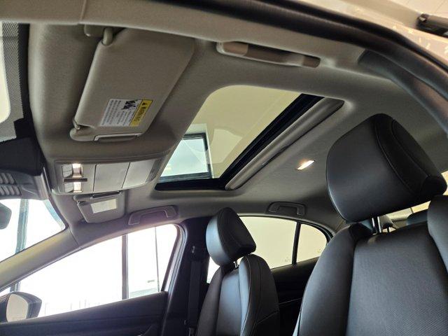Photo of 2025 Snowflake White Pearl Mica Mazda Mazda3