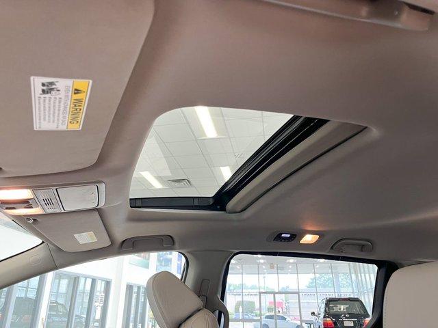 Photo of 2020 Deep Scarlet Pearl Honda Odyssey