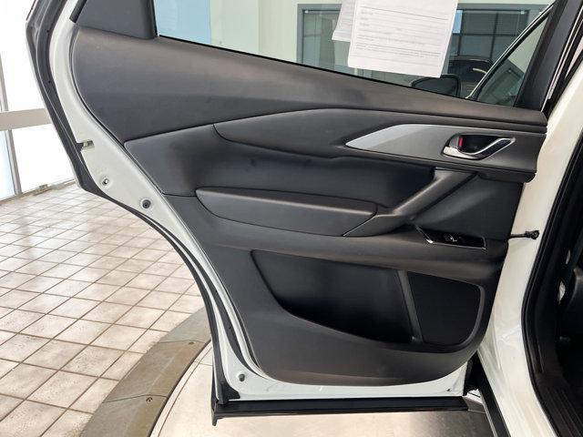 Photo of 2023 Snowflake White Pearl Mica Mazda CX-9