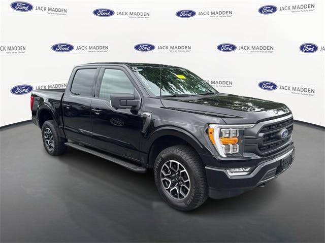 Photo of 2023 AGATE BLACK METALLIC Ford F-150