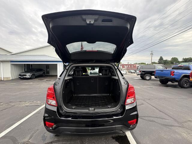 Photo of 2022 Mosaic Black Metallic Chevrolet Trax