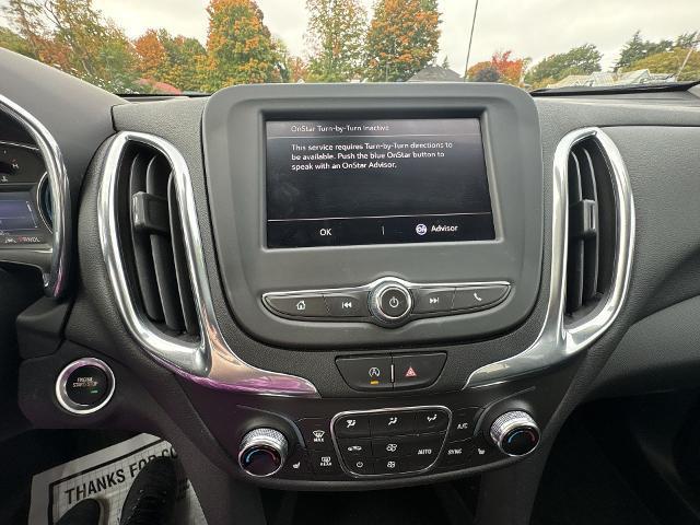 Photo of 2022 Silver Ice Metallic Chevrolet Equinox