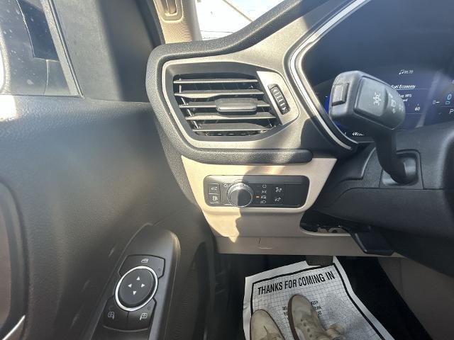 Photo of 2020 White Ford Escape