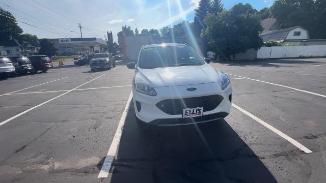 Photo of 2020 White Ford Escape