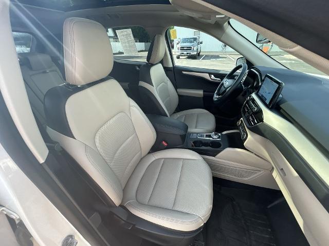Photo of 2020 White Ford Escape