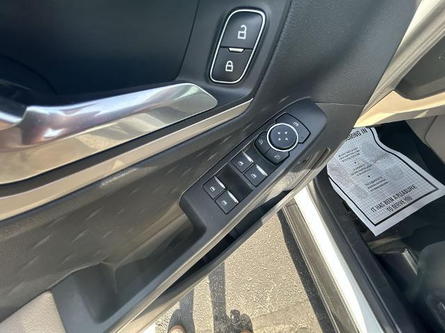 Photo of 2020 White Ford Escape