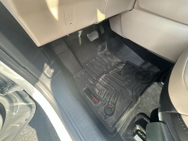 Photo of 2020 White Ford Escape